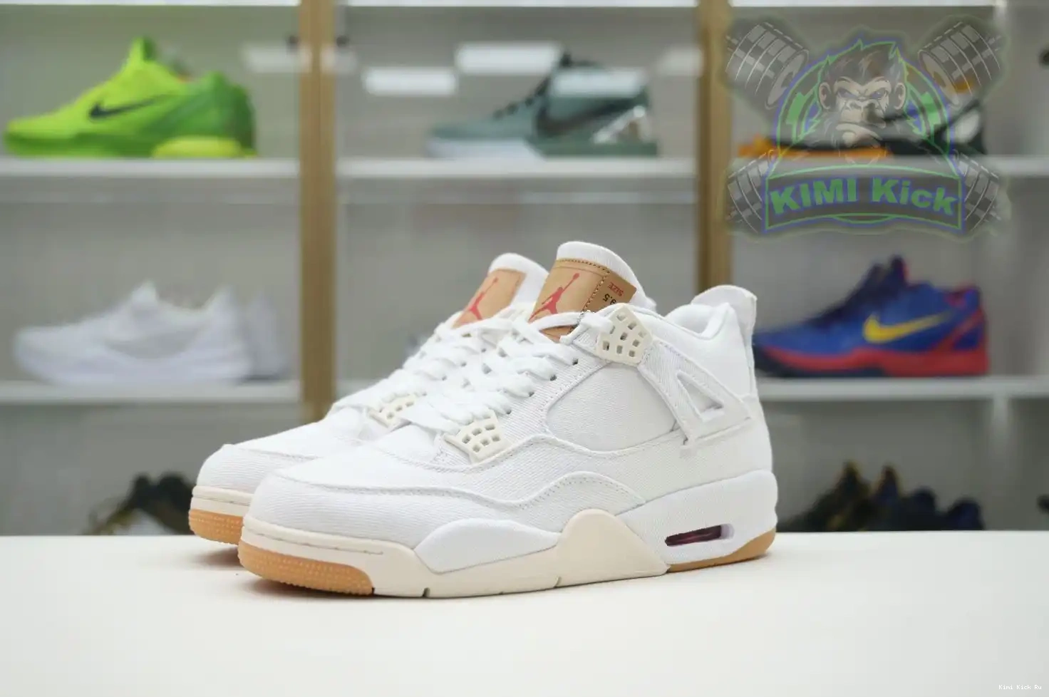 4 Air tag) white levis (levis Jordan Kimikick Jordan 0327